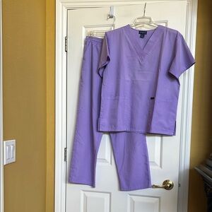 Scrub sets by Dagacci